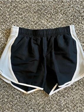 Athletic Works Black and Gray Women's Running Shorts Size XS